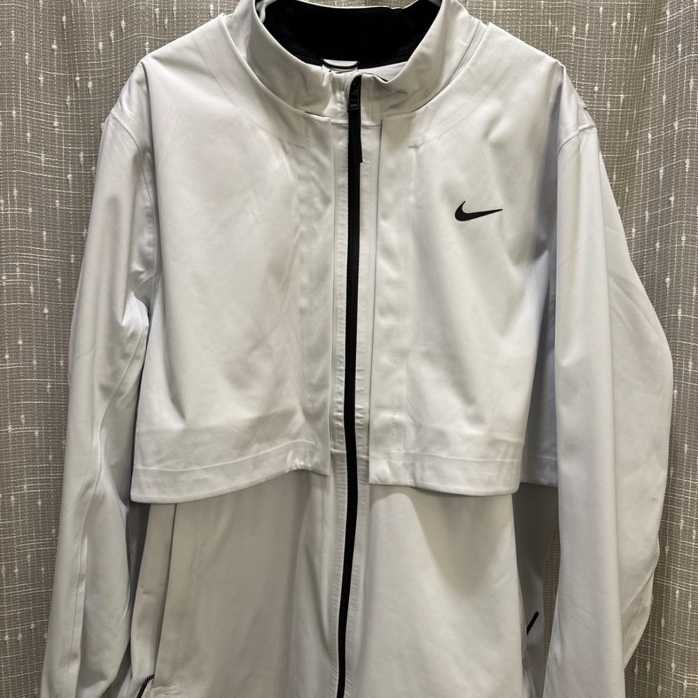 Nike men’s 2 in 1 vest jacket limited edition XXL